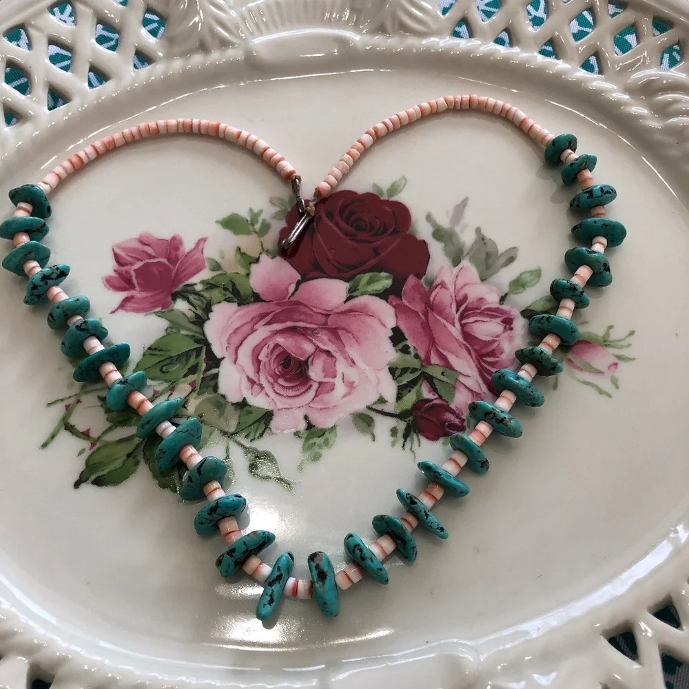 Vintage Heishi Turquoise and‎ Spiny Oyster Necklace